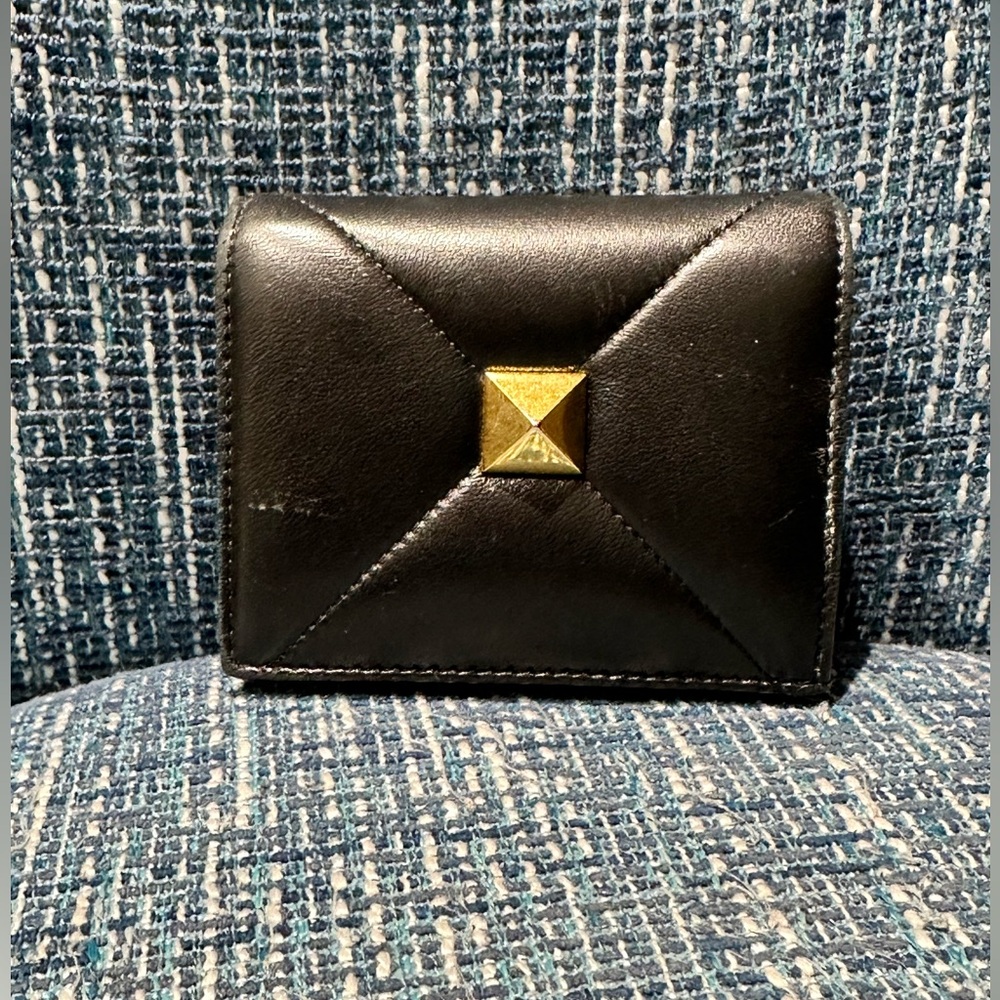 Valentino Garavani Romanstud Wallet - Picture 3 of 15